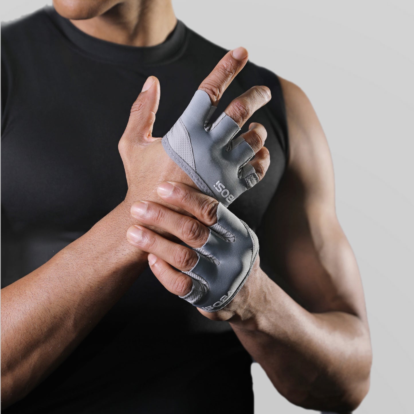VBOSI Non-Slip Padded Four Finger Fitness Gloves